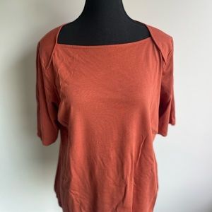 Tee by Cleo in Burnt Orange. Sz. Large